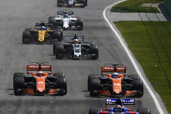 Данііл Квят, Scuderia Toro Rosso STR12, Стоффель Вандорн, Фернандо Алонсо, , McLaren MCL32, Кевін Ма