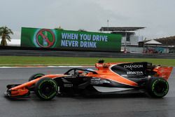 Fernando Alonso, McLaren MCL32, con l'halo