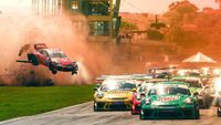 Porsche: Mello sai ileso de batida assustadora