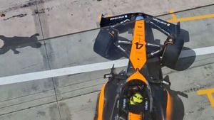 El McLaren MCL60 sale a pista para su shakedown