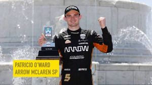 O'Ward gana la segunda carrera de IndyCar en Detroit