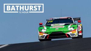 12h de Bathurst: resumen práctica viernes