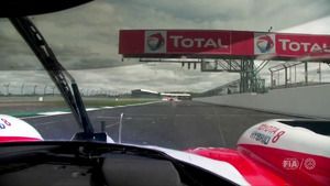 Una vuelta por Silverstone a bordo del Toyota #8