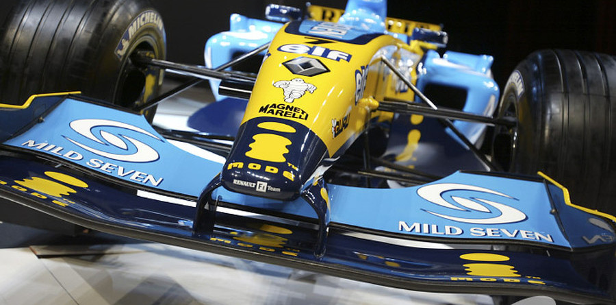 Renault launches R24 in Palermo