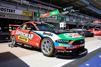 Video: Boxenstopp-Chaos bei Supercars-Auftakt 2019