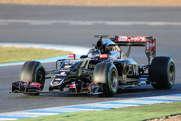Lotus da una sólida primera prueba en Barcelona