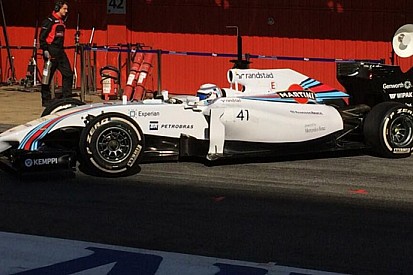 Susie Wolff prende confidenza con la Williams FW36
