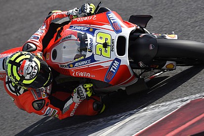Spalla sinistra sublussata per Andrea Iannone