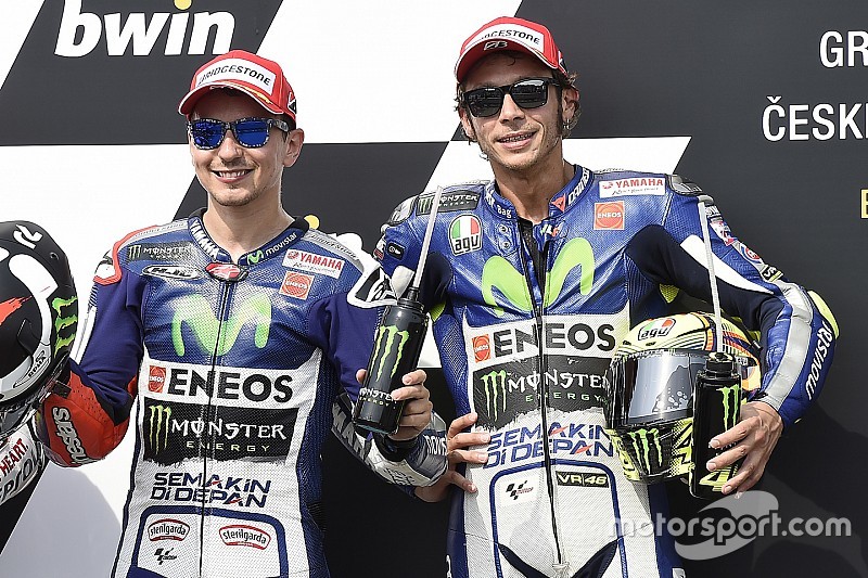 Jorge Lorenzo, Yamaha Factory Racing, e Valentino Rossi, Yamaha Factory Racing