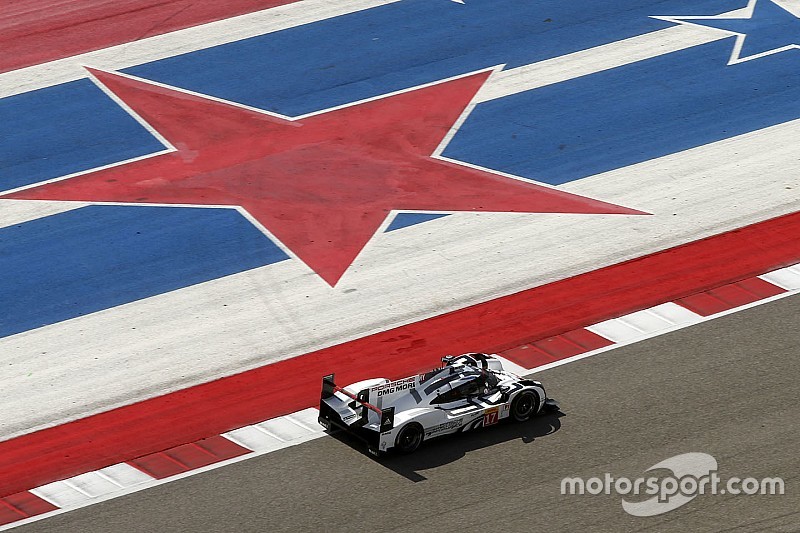 #17 Porsche Team Porsche 919 Hybrid: Timo Bernhard, Mark Webber, Brendon Hartley
