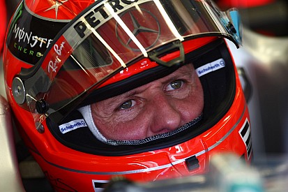 Michael Schumacher pesa menos de 45 kilos