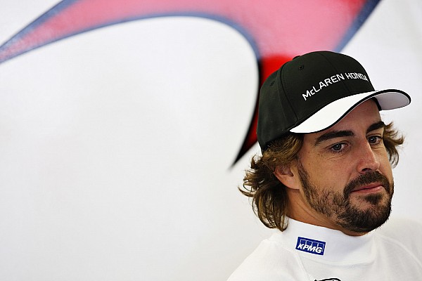 Alonso acredita que McLaren pode tirar 2,5 segundos em 2016