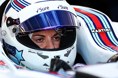Susie Wolff le pone fin a su actividad deportiva