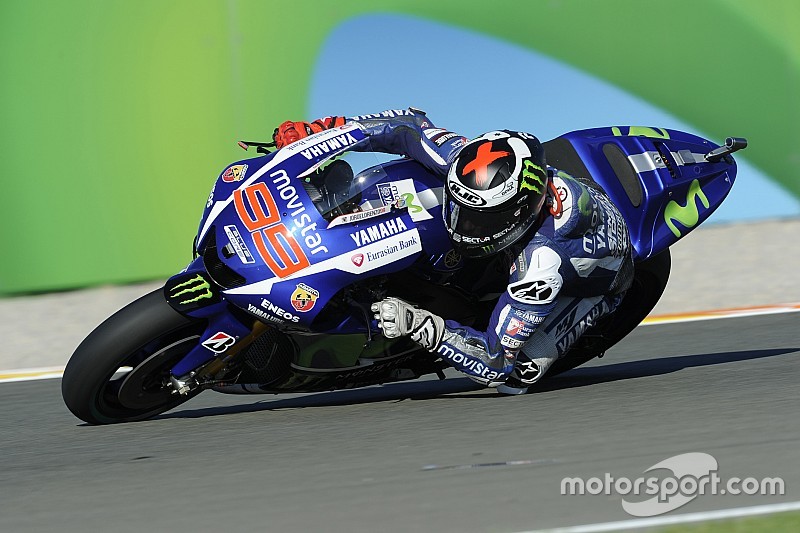 Qualifs - Lorenzo explose le record de la pole, Rossi chute