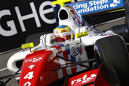 Recordkampioen Rowland stapt in bij GP2-team Status GP