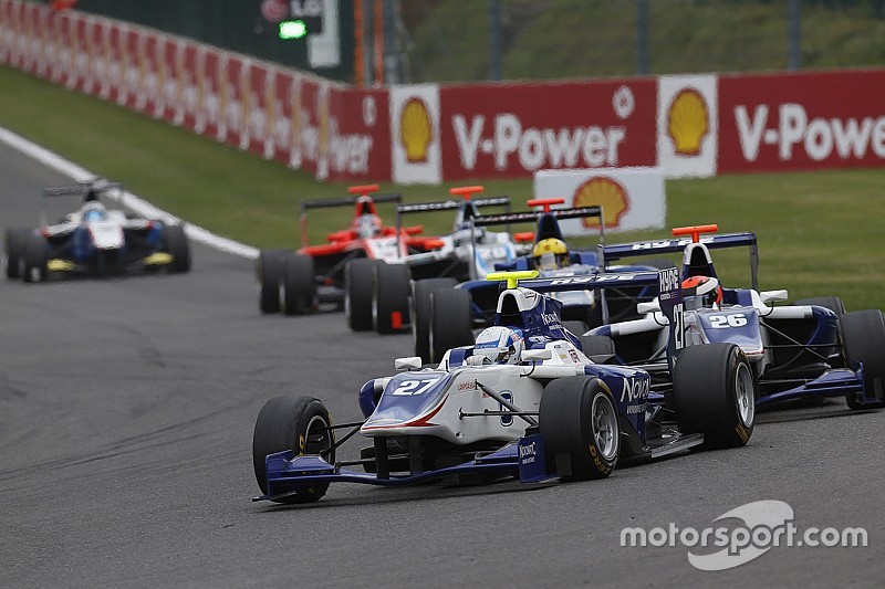 Maximaal vier auto's per team in GP3