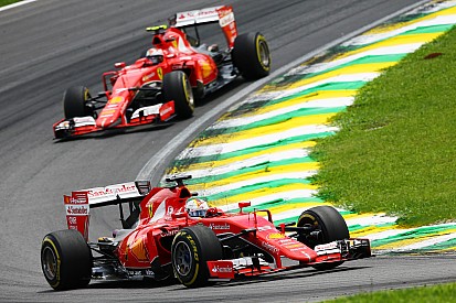 Macht Kimi Räikkönen 2016 den Wasserträger für Sebastian Vettel?
