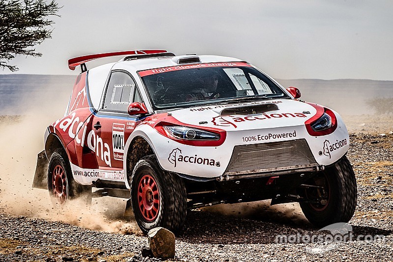 Een bijzonder Dakar-voertuig is de volledig elektrische Acciona