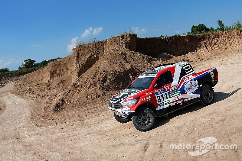 Bernhard ten Brinke wint Dakar-proloog