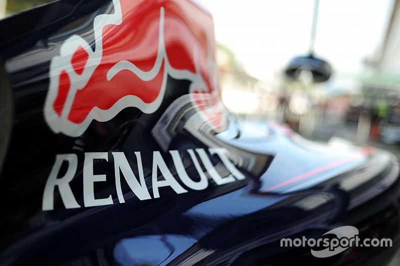 Renault logo on the Red Bull Racing RB10 engine cover
