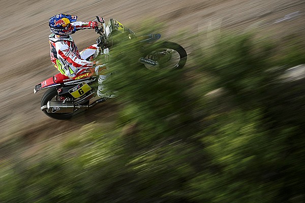 Barreda sigue marcando el paso