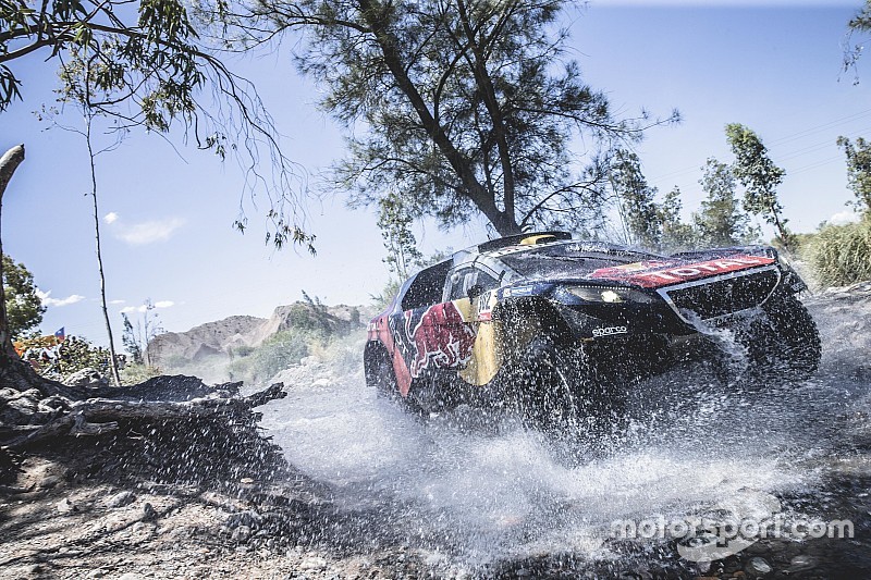 #302 Peugeot: St&eacute;phane Peterhansel, Jean-Paul Cottret