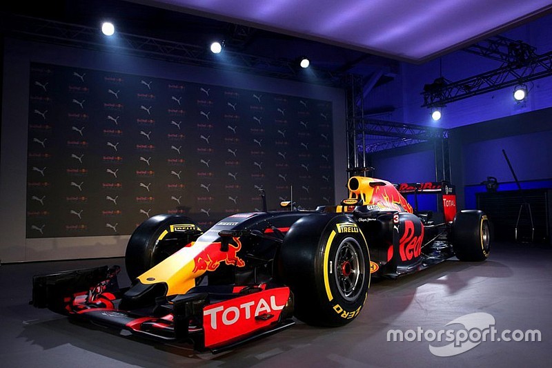 Red Bull Racing RB12 livery