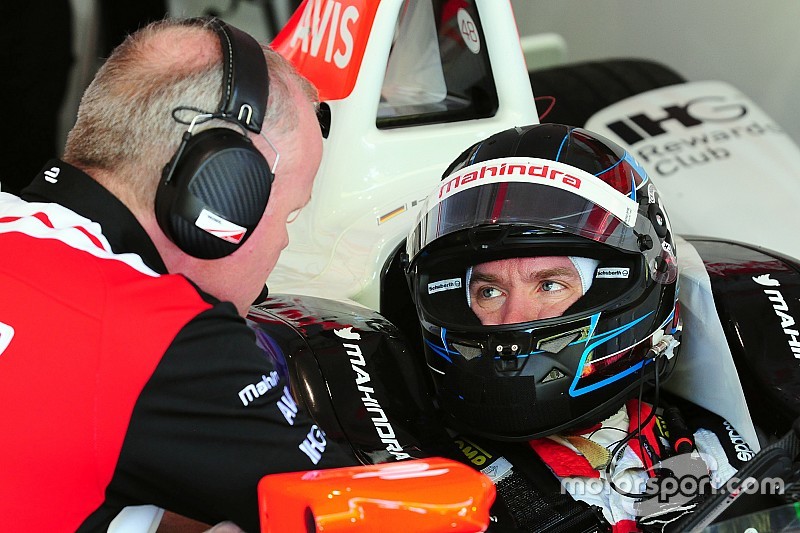 Nick Heidfeld befürchtet: Verletztes Handgelenk heilt nicht vollständig