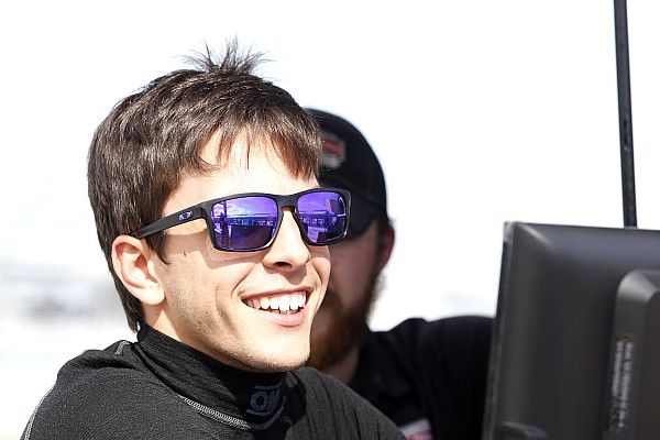 Santiago Urrutia quiere pisar fuerte en Indy Lights