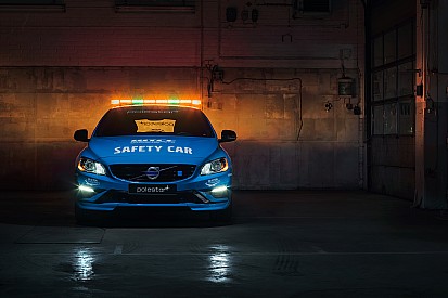 Dit is de Volvo V60 Polestar WTCC Safety Car