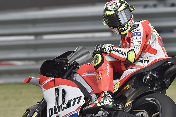 Iannone, el m&aacute;s r&aacute;pido en el warm up 
