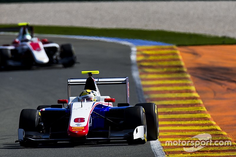 Artur Janosz, Trident