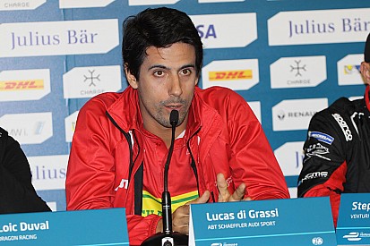 Di Grassi deixa aberta possibilidade de mudar de equipe