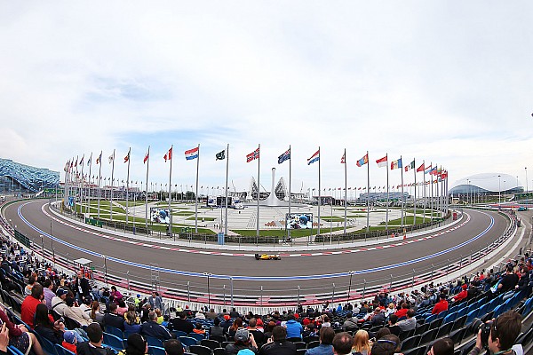 Ecclesstone duda que el GP de Rusia vaya a ser carrera nocturna