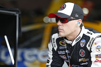 Regen in Dover: Kevin Harvick startet von ganz vorn