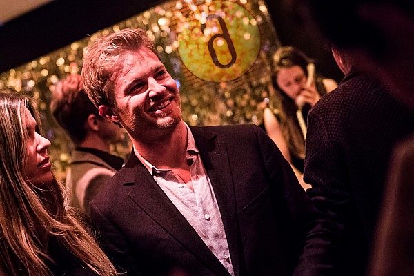 Rosberg: "continuarei na Mercedes por muitos anos"