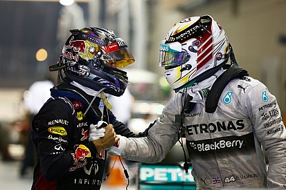 Élő F1-es műsorral jelentkezik az F1-live.hu! 18:00! Kérdezz Te is, már most!