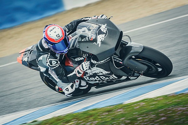 KTM lleva a cabo su &ldquo;mejor test&rdquo;, seg&uacute;n De Puniet