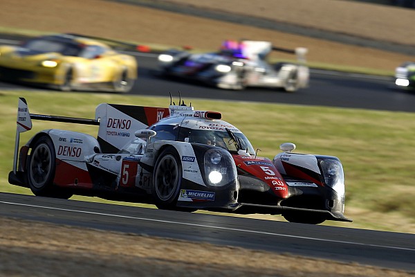 Porsche y Toyota pelean por el triunfo en Le Mans a 4 horas del final 