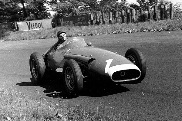 109 a&ntilde;os del nacimiento de Juan Manuel Fangio