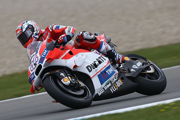 Dovizioso domina un FP3 plagado de ca&iacute;das; Pedrosa, a la Q1