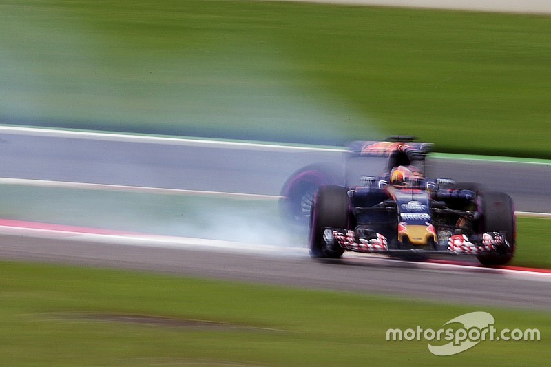 Daniil Kvyat, Scuderia Toro Rosso se estrella en la calificaci&oacute;n