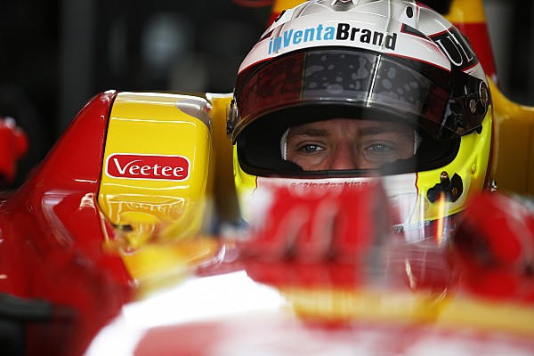 King se impone en una carrera en mojado; Canamasas acaba d&eacute;cimo