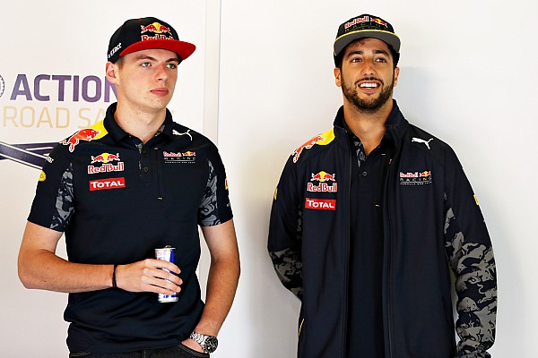 Ricciardo: atmosfera mudou com chegada de Verstappen