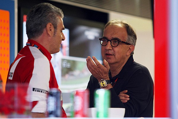 Presidente da Ferrari vai à fábrica para salvar temporada