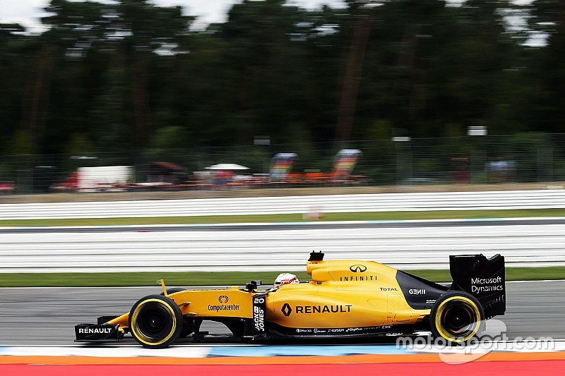 Kevin Magnussen, Renault Sport F1 Team RS16