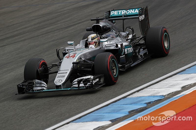 Lewis Hamilton, Mercedes AMG F1 W07 Hybrid