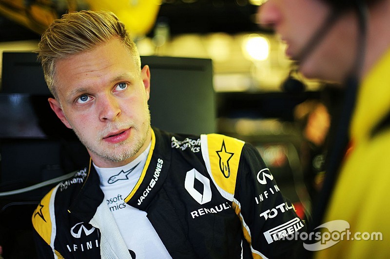 Kevin Magnussen, Renault Sport F1 Team