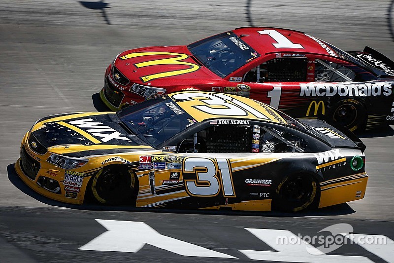 Ryan Newman, Richard Childress Racing Chevrolet, Jamie McMurray, Chip Ganassi Racing Chevrolet