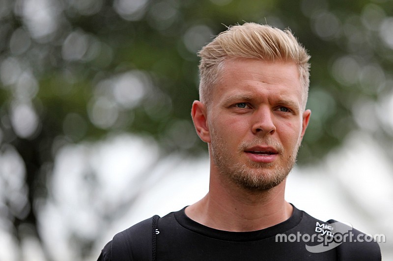 Kevin Magnussen, Renault Sport F1 Team